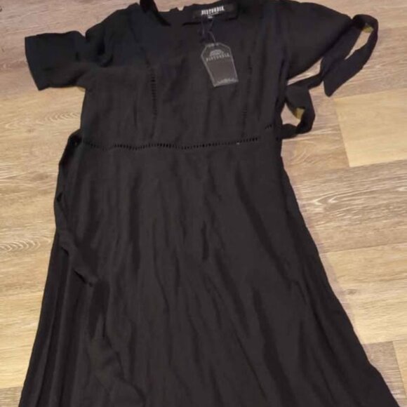Disturbia Dresses & Skirts - Disturbia blessing puff sleeve tie black midi dress size 4 new